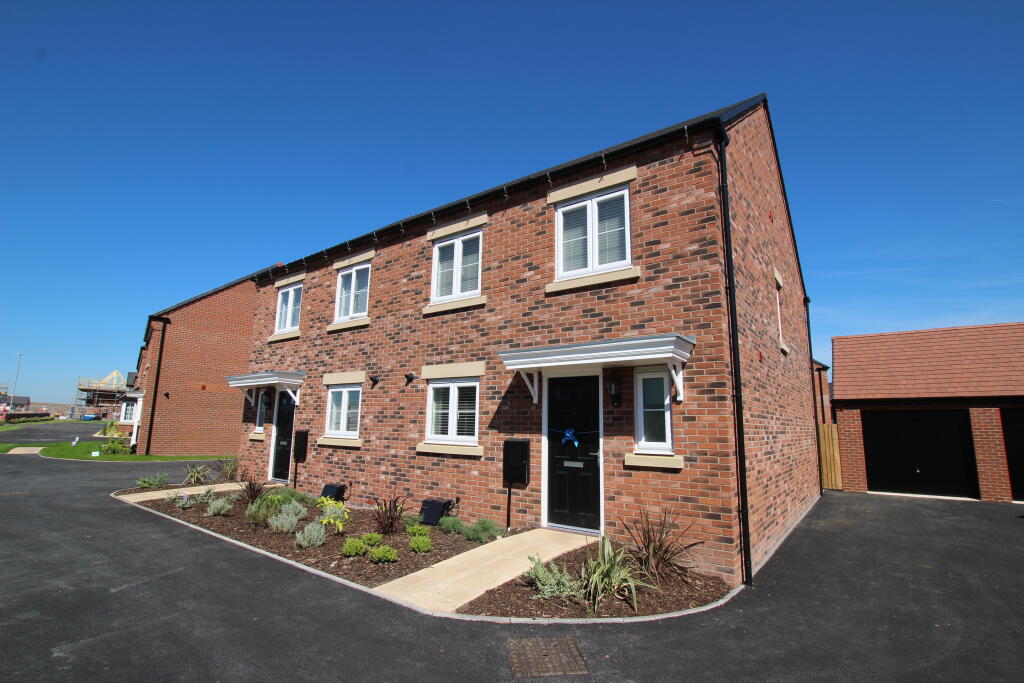 4 bed Semi Detached for rent in Edwalton. From FHP Living - Nottingham 4 bed Semi Detached for rent in Edwalton. From FHP Living - Nottingham