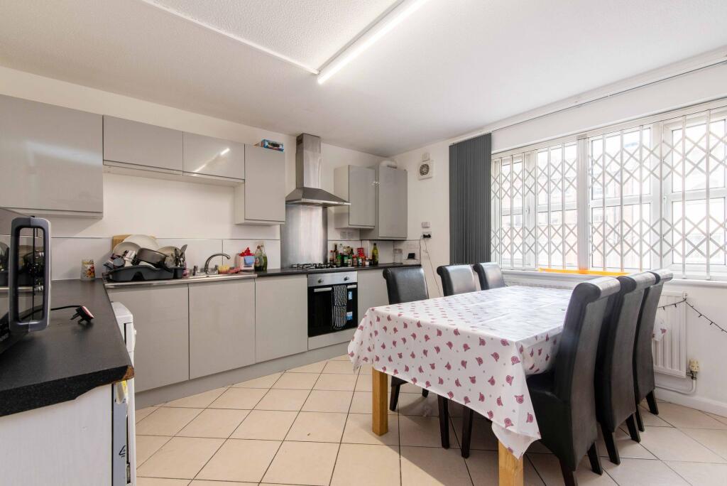 1 bed End of Terrace for rent in Nottingham. From FHP Living - Nottingham