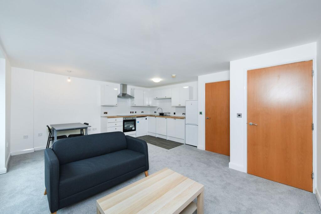 2 bed 1st Floor Flat for rent in Nottingham. From FHP Living - Nottingham