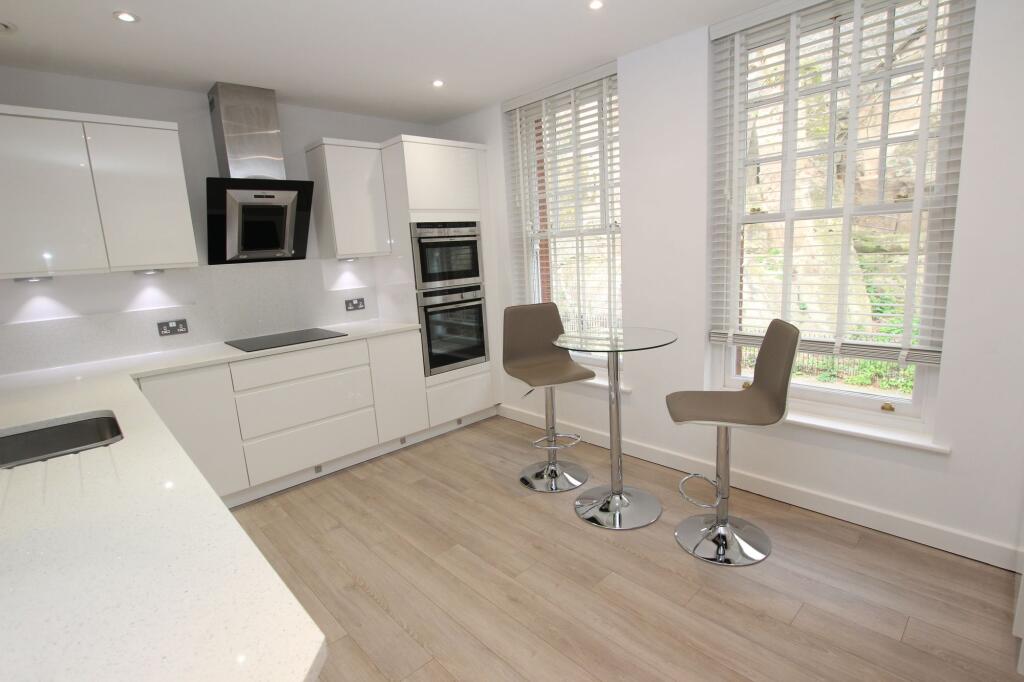 3 bed 1st Floor Flat for rent in Nottingham. From FHP Living - Nottingham