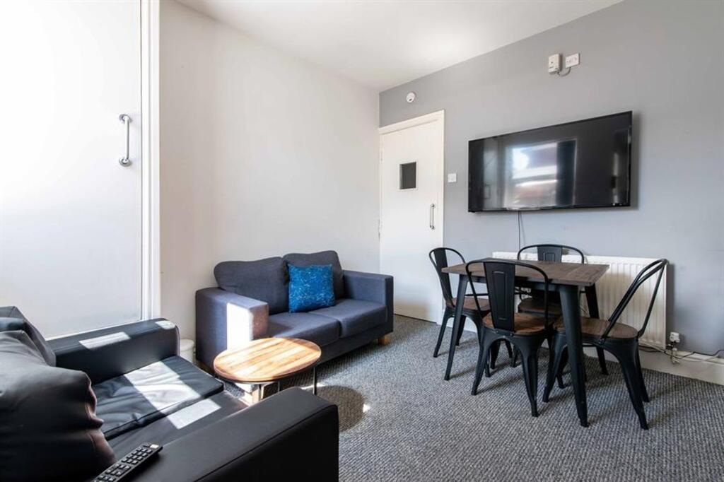 4 bed End of Terrace for rent in Nottingham. From FHP Living - Nottingham 4 bed End of Terrace for rent in Nottingham. From FHP Living - Nottingham