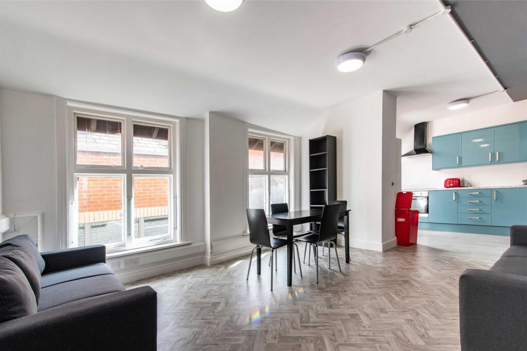 4 bed 1st Floor Flat for rent in Nottingham. From FHP Living - Nottingham