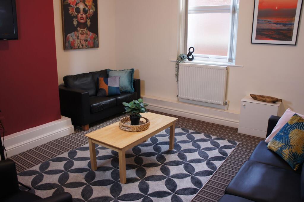 3 bed 1st Floor Flat for rent in Nottingham. From FHP Living - Nottingham
