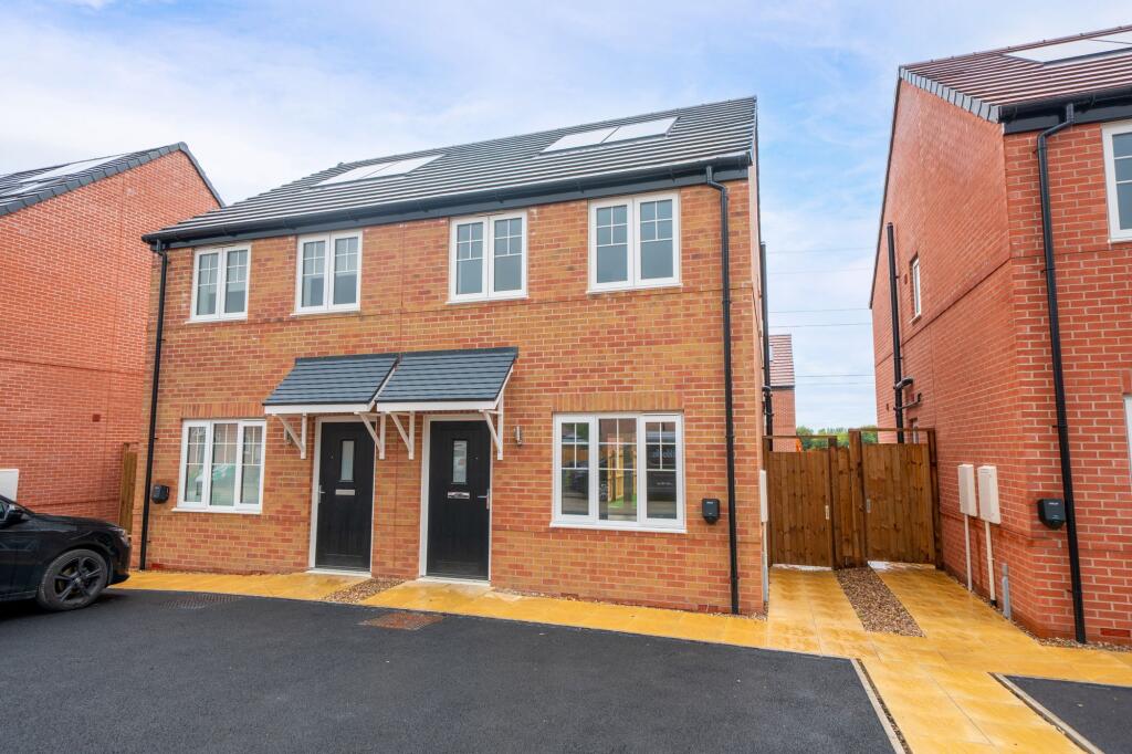 2 bed Semi Detached for rent in . From FHP Living - Nottingham
