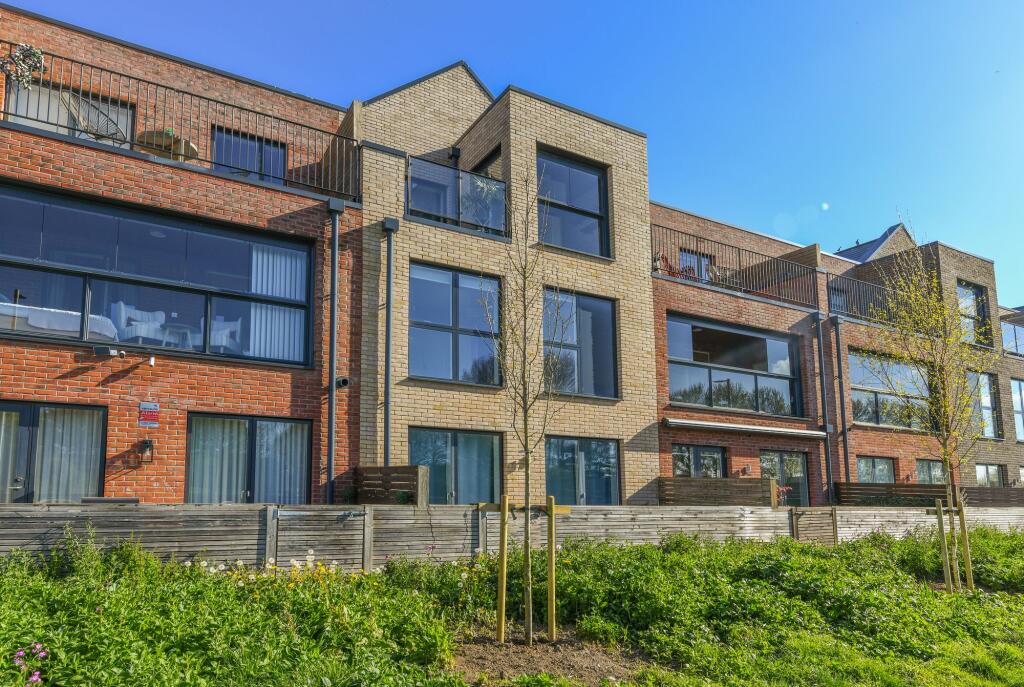 3 bed Mid Terraced House for rent in Nottingham. From FHP Living - Nottingham