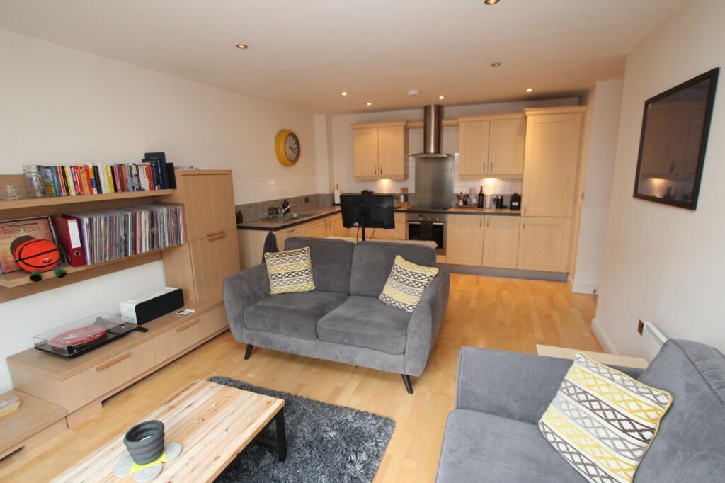 2 bed 1st Floor Flat for rent in Nottingham. From FHP Living - Nottingham