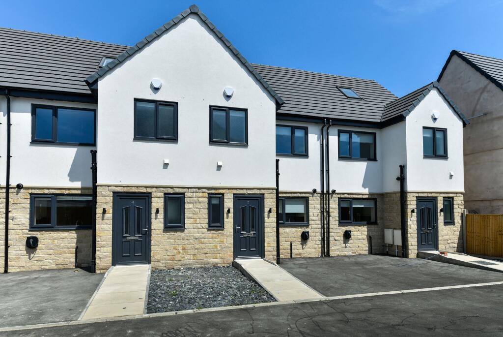 4 bed Mid Terraced House for rent in Bestwood Village. From FHP Living - Nottingham 4 bed Mid Terraced House for rent in Bestwood Village. From FHP Living - Nottingham