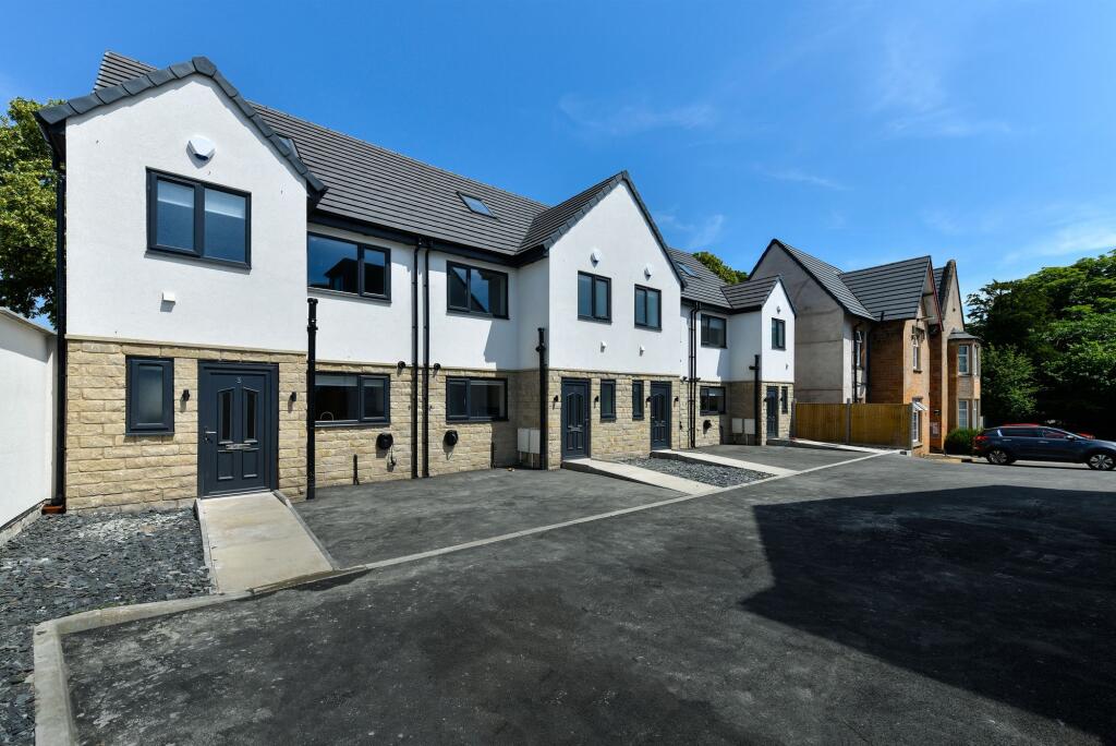 4 bed Semi Detached for rent in Bestwood Village. From FHP Living - Nottingham 4 bed Semi Detached for rent in Bestwood Village. From FHP Living - Nottingham