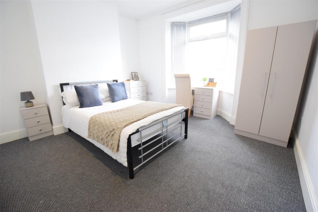 6 bed Mid Terraced House for rent in Harmston. From Cloud Lettings Ltd - Lincoln