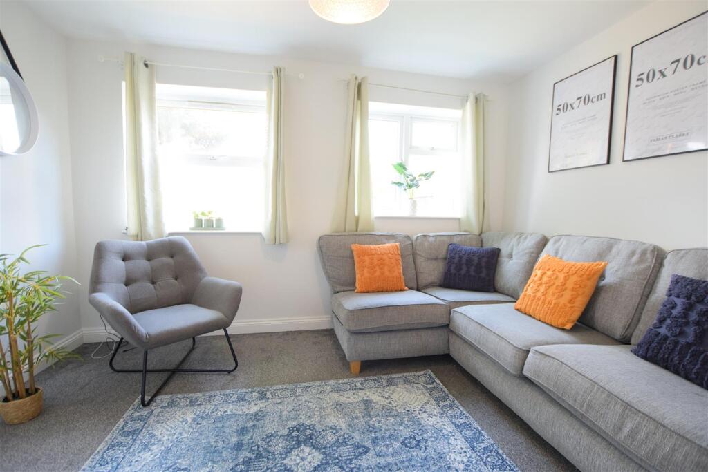 5 bed Mid Terraced House for rent in Riseholme. From Cloud Lettings Ltd - Lincoln 5 bed Mid Terraced House for rent in Riseholme. From Cloud Lettings Ltd - Lincoln