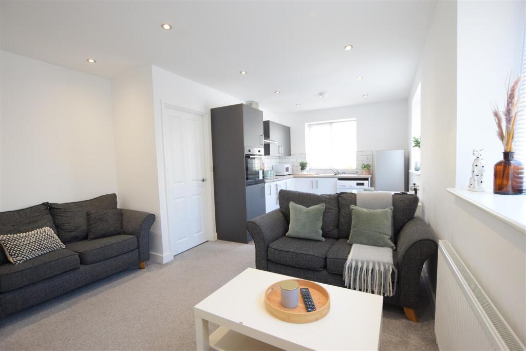 1 bed 1st Floor Flat for rent in Riseholme. From Cloud Lettings Ltd - Lincoln