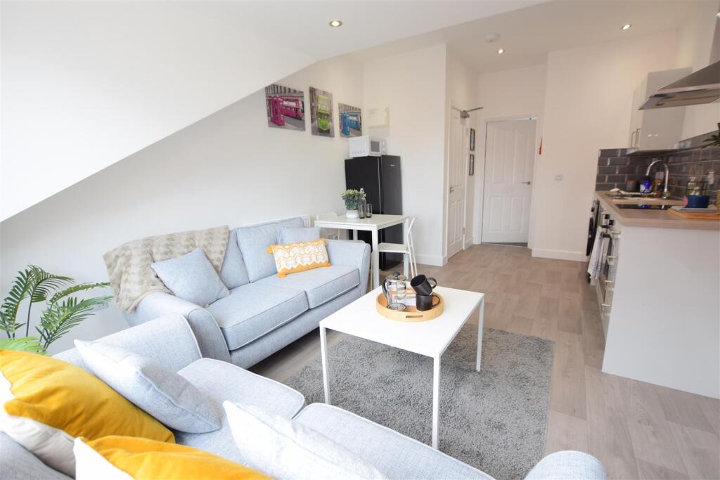 1 bed 1st Floor Flat for rent in Harmston. From Cloud Lettings Ltd - Lincoln 1 bed 1st Floor Flat for rent in Harmston. From Cloud Lettings Ltd - Lincoln