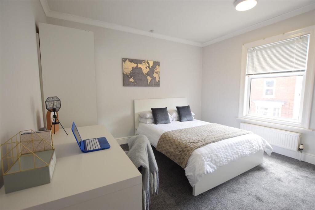 3 bed Mid Terraced House for rent in Lincoln. From Cloud Lettings Ltd - Lincoln