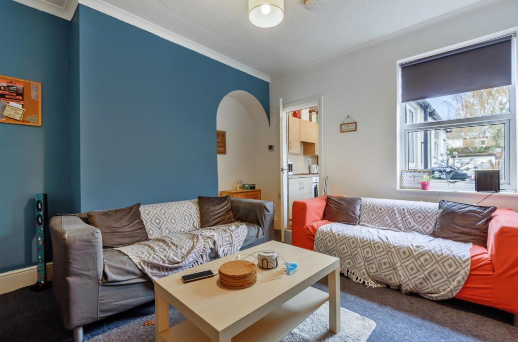 3 bed Mid Terraced House for rent in Lincoln. From Cloud Lettings Ltd - Lincoln