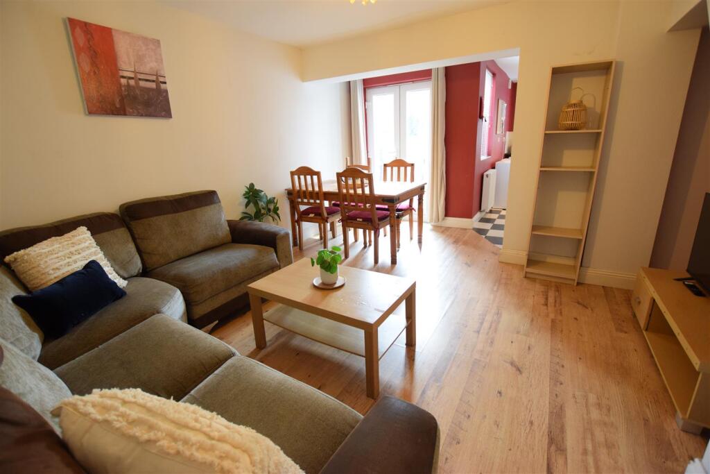 4 bed End of Terrace for rent in North Hykeham. From Cloud Lettings Ltd - Lincoln