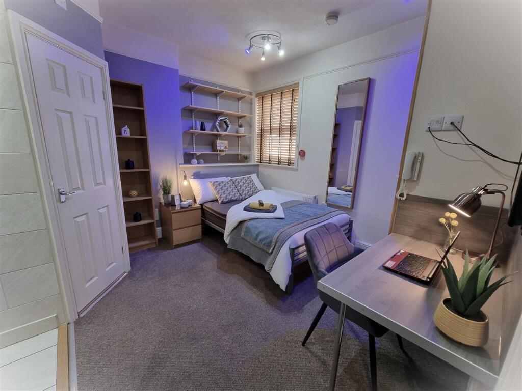 4 bed Studio for rent in Lincoln. From Cloud Lettings Ltd - Lincoln 4 bed Studio for rent in Lincoln. From Cloud Lettings Ltd - Lincoln