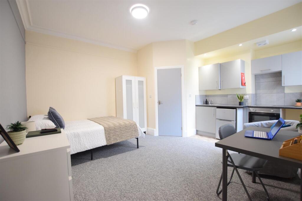 0 bed Studio for rent in Lincoln. From Cloud Lettings Ltd - Lincoln