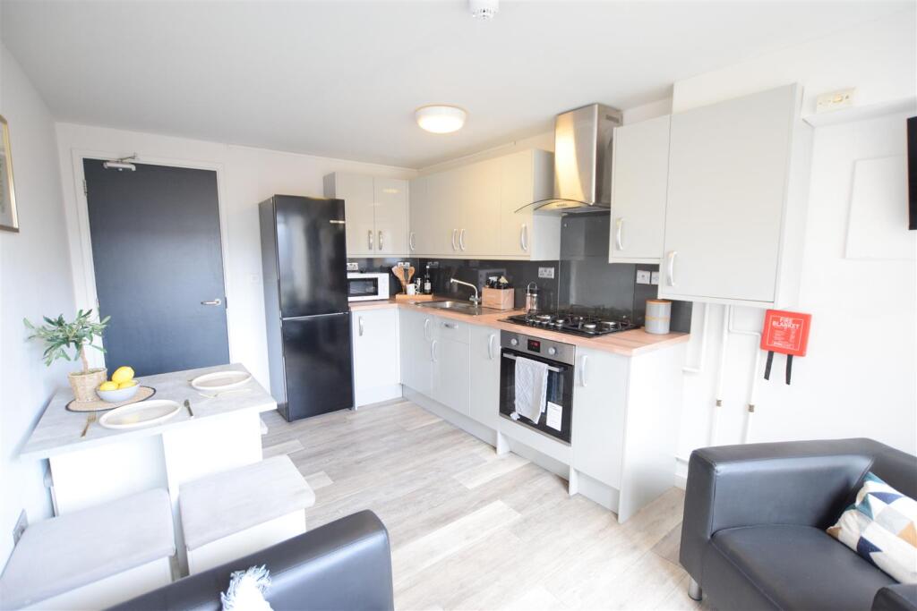 2 bed 1st Floor Flat for rent in Lincoln. From Cloud Lettings Ltd - Lincoln 2 bed 1st Floor Flat for rent in Lincoln. From Cloud Lettings Ltd - Lincoln