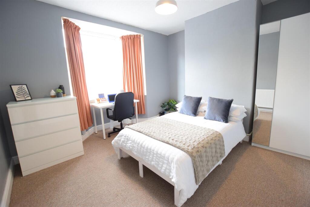 4 bed Mid Terraced House for rent in Lincoln. From Cloud Lettings Ltd - Lincoln