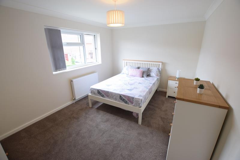 4 bed Mid Terraced House for rent in Riseholme. From Cloud Lettings Ltd - Lincoln 4 bed Mid Terraced House for rent in Riseholme. From Cloud Lettings Ltd - Lincoln
