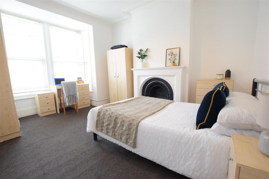 6 bed Mid Terraced House for rent in Lincoln. From Cloud Lettings Ltd - Lincoln 6 bed Mid Terraced House for rent in Lincoln. From Cloud Lettings Ltd - Lincoln