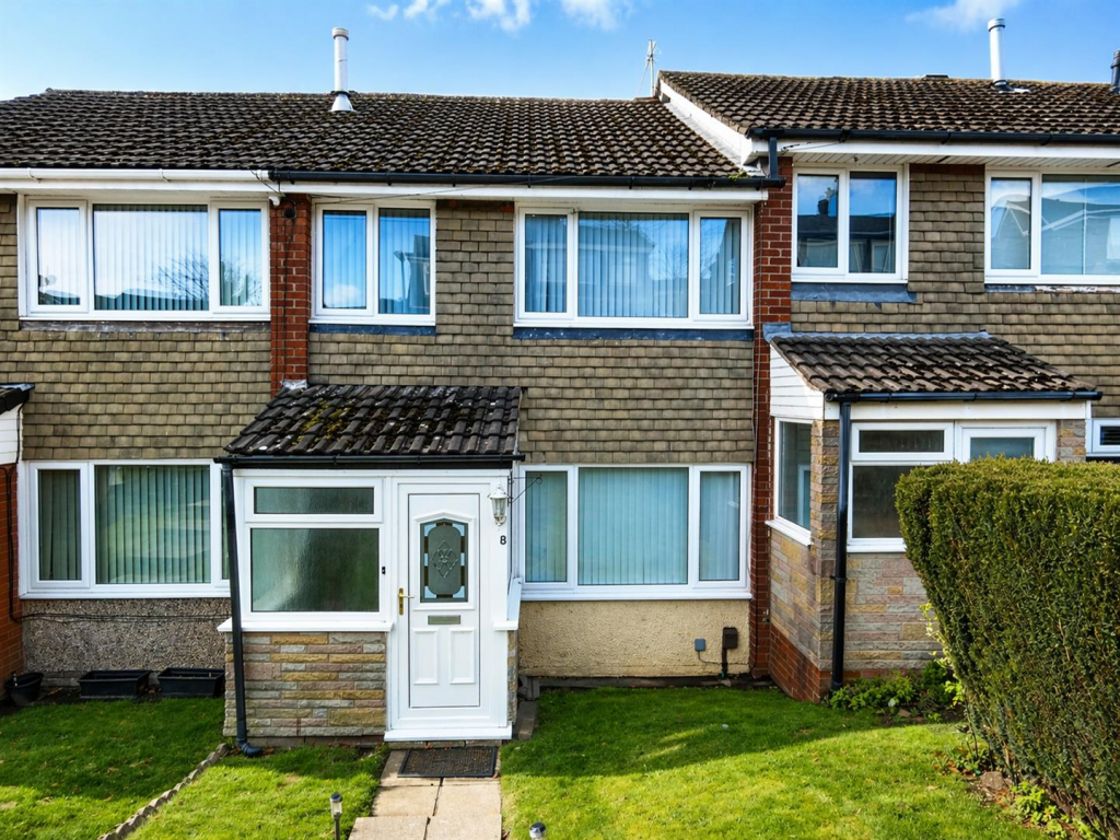 3 bed Mid Terraced House for rent in Oldham. From Reloc8Properties Limited - Halifax 3 bed Mid Terraced House for rent in Oldham. From Reloc8Properties Limited - Halifax