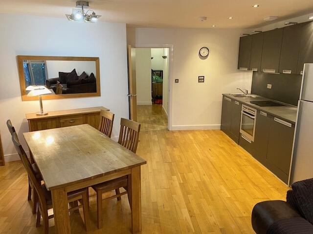 2 bed Apartment for rent in Cardiff. From Ian Walters Property Letting & Management - Penarth