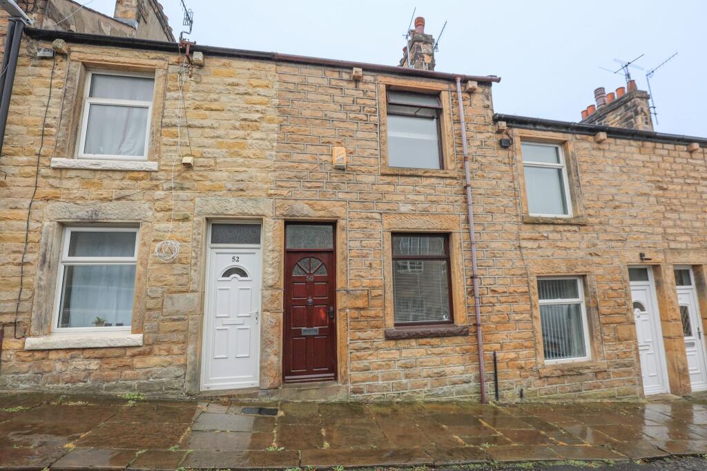 2 bed Mid Terraced House for rent in Lancaster. From ibay Homes - Morecambe