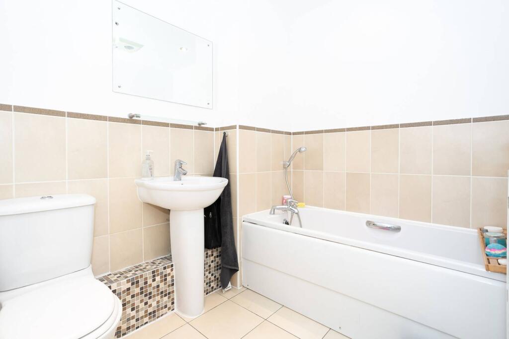 2 bed 1st Floor Flat for rent in Jockey End. From Imagine - Hemel Hempstead