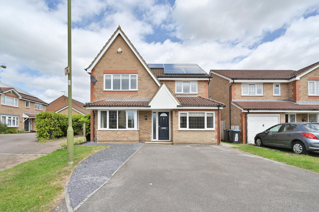 4 bed Detached for rent in Water End. From Imagine - Hemel Hempstead 4 bed Detached for rent in Water End. From Imagine - Hemel Hempstead