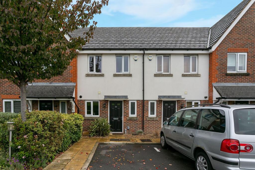 2 bed Mid Terraced House for rent in Hemel Hempstead. From Imagine - Hemel Hempstead