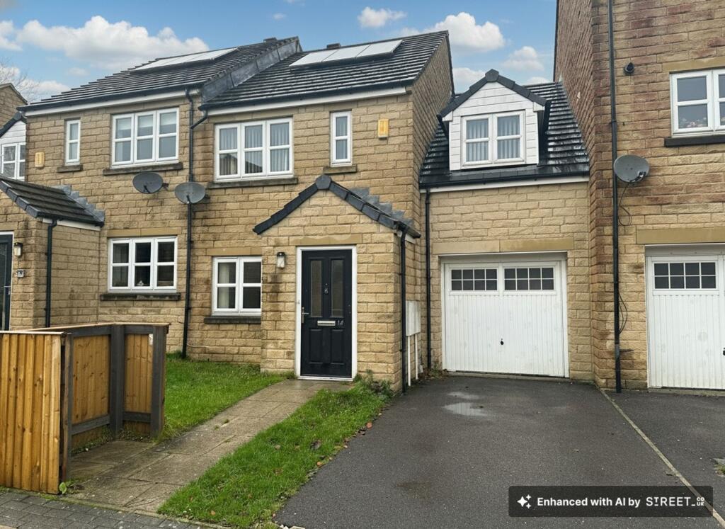 3 bed Mid Terraced House for rent in Bradford. From Infinite Property Ltd - Warrington