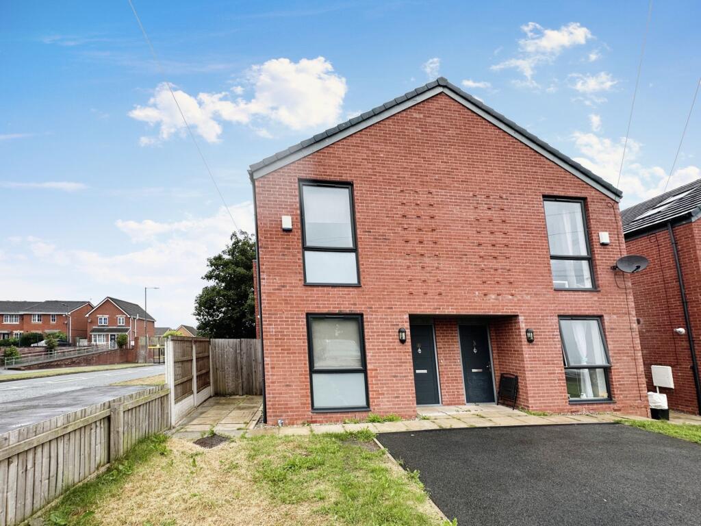 3 bed Semi Detached for rent in Collins Green. From Infinite Property Ltd - Warrington
