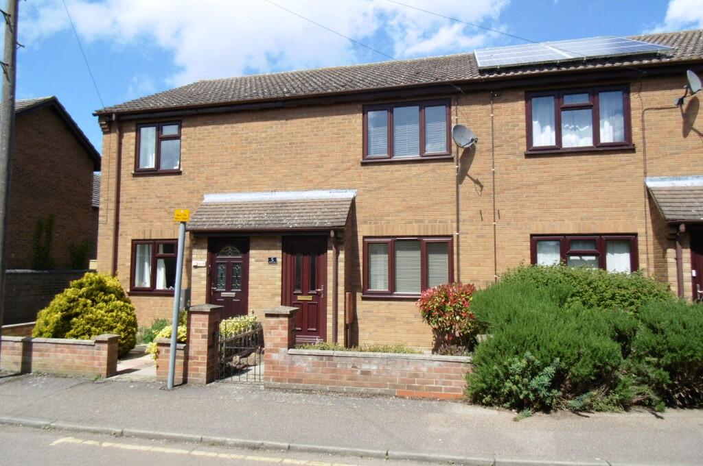 2 bed Mid Terraced House for rent in St Neots. From Inskip & Davie - Sandy and Villages