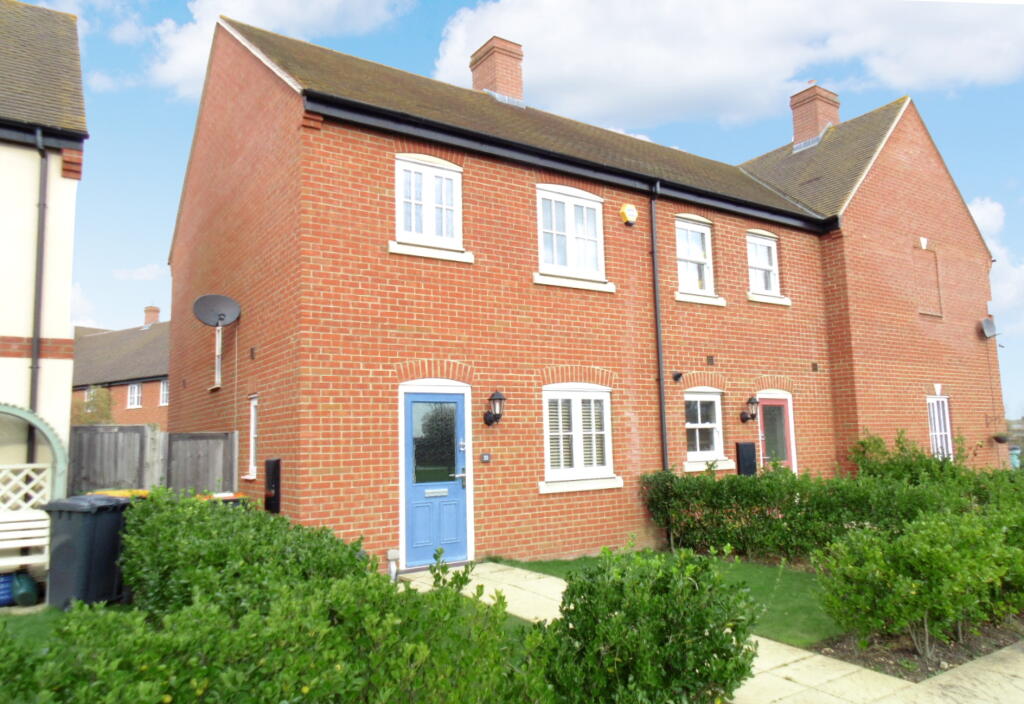 3 bed End of Terrace for rent in Great Barford. From Inskip & Davie - Sandy and Villages
