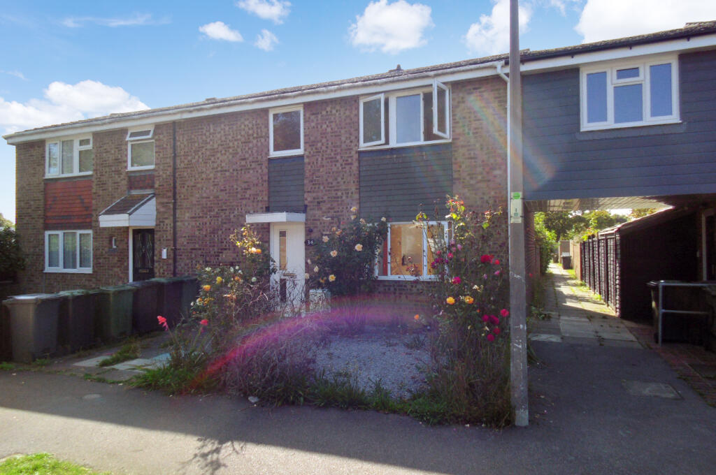 3 bed Mid Terraced House for rent in Sandy. From Inskip & Davie - Sandy and Villages