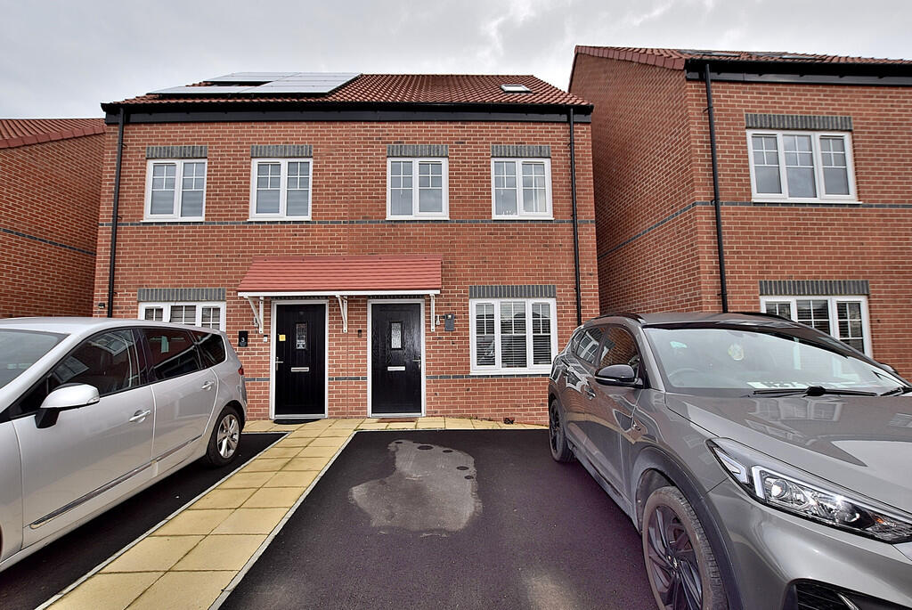 3 bed Semi Detached for rent in . From Irvings Property Limited - Catterick Garrison