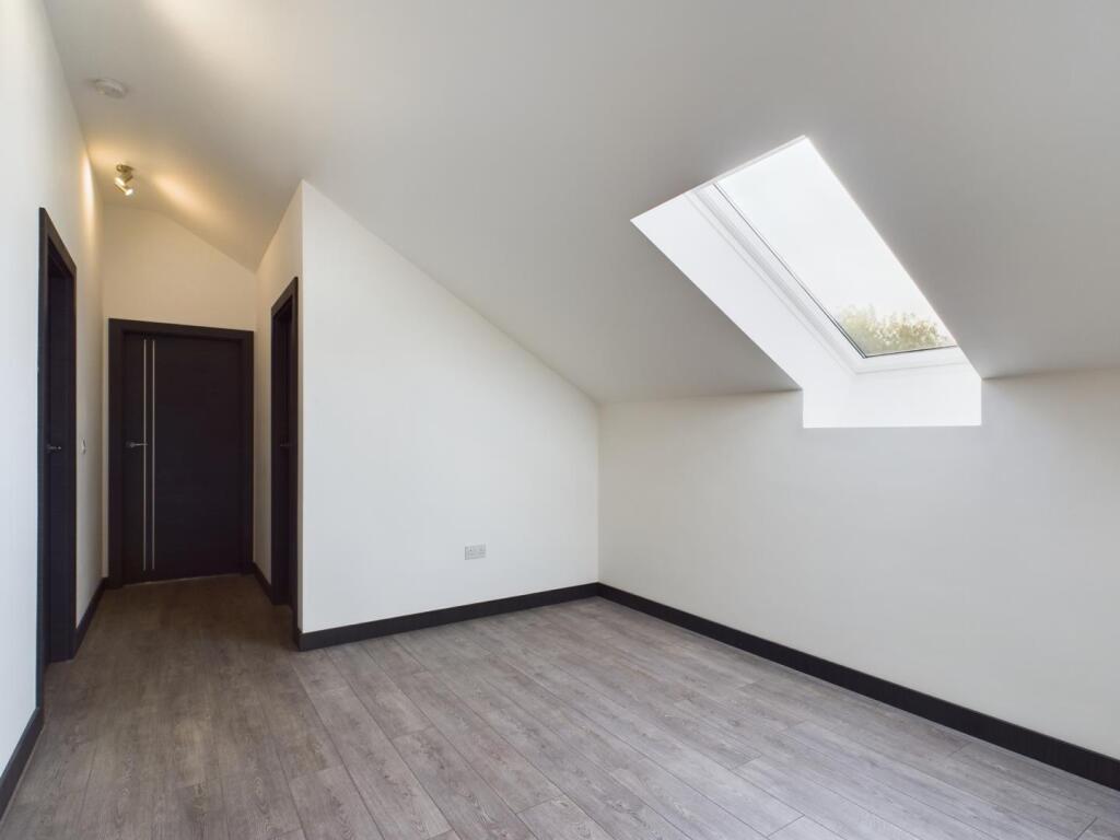 3 bed Apartment for rent in Lower Twydall. From Island Homes - Kent