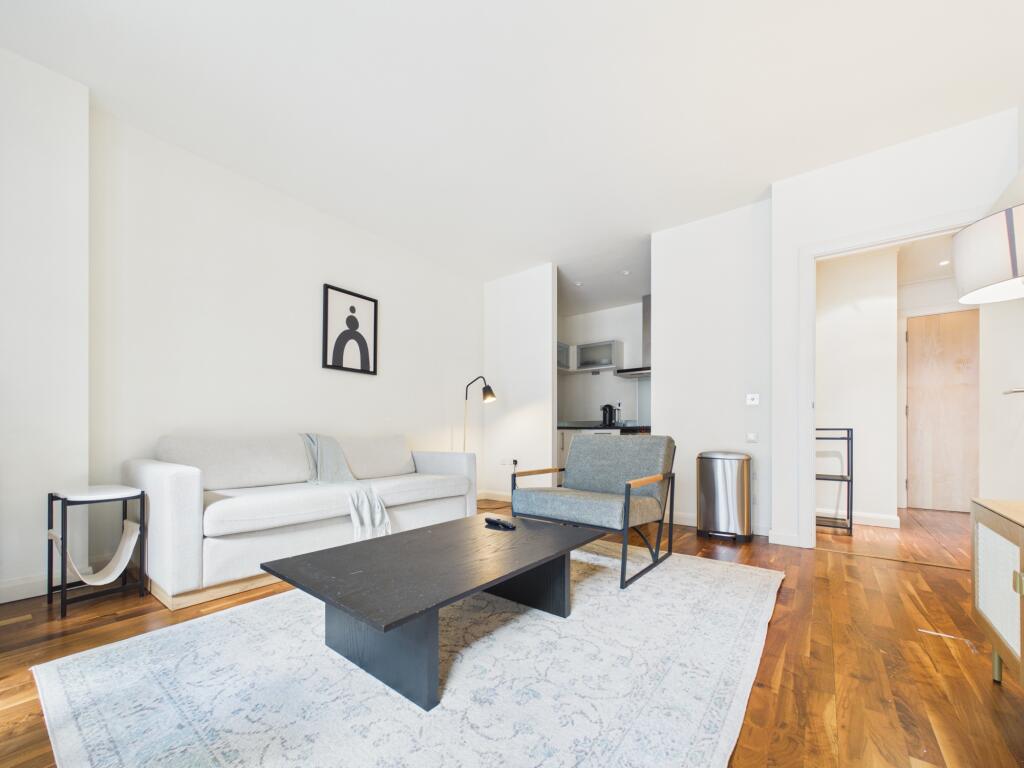 1 bed 1st Floor Flat for rent in London. From Island Homes - Kent