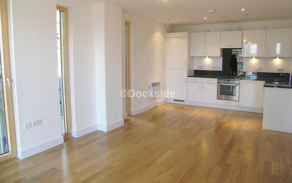 2 bed 1st Floor Flat for rent in Chatham. From Island Homes - Kent