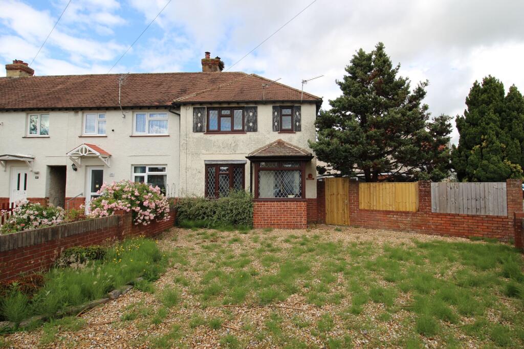3 bed Mid Terraced House for rent in Eastleigh. From Jackson Bailey - Botley 3 bed Mid Terraced House for rent in Eastleigh. From Jackson Bailey - Botley