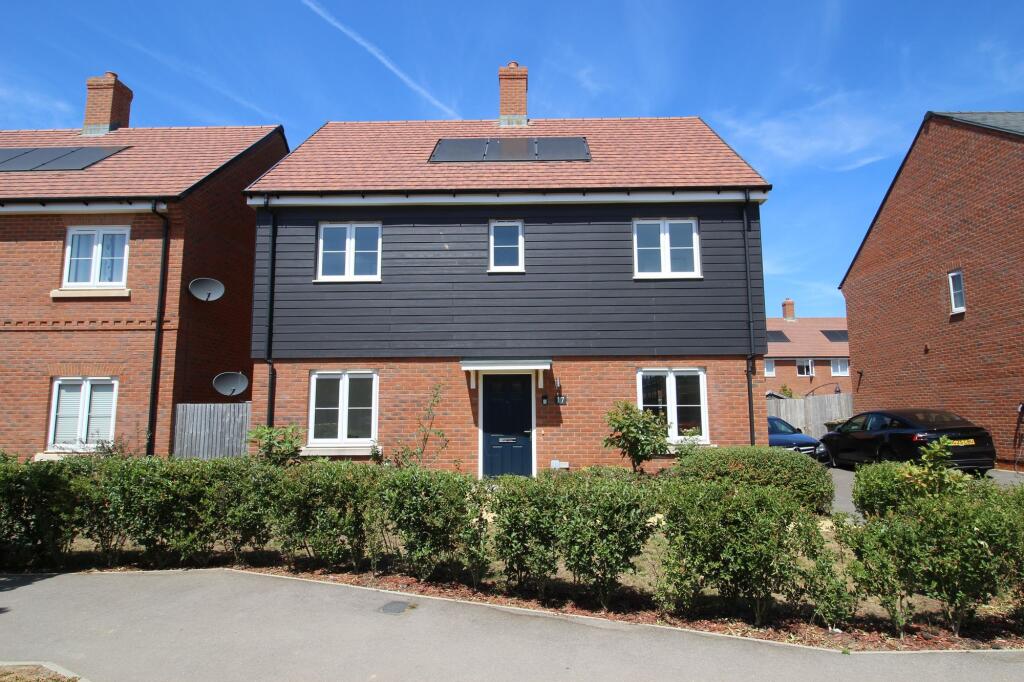 4 bed Detached for rent in Botley. From Jackson Bailey - Botley 4 bed Detached for rent in Botley. From Jackson Bailey - Botley
