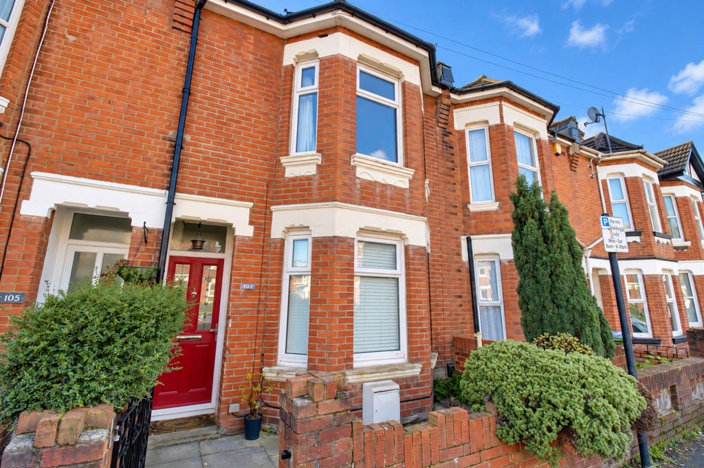3 bed Mid Terraced House for rent in Southampton. From Jackson Bailey - Botley 3 bed Mid Terraced House for rent in Southampton. From Jackson Bailey - Botley