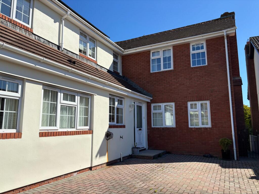 5 bed Detached for rent in Holcombe. From Dart & Partners - Teignmouth