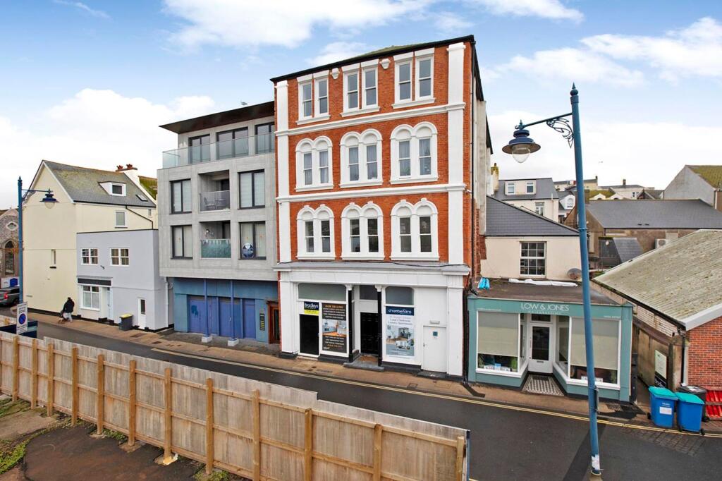 2 bed 1st Floor Flat for rent in Teignmouth. From Dart & Partners - Teignmouth