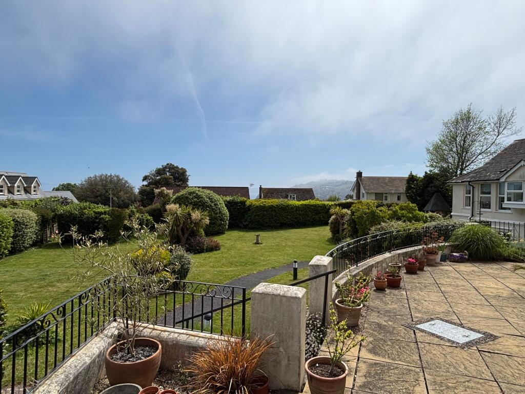 2 bed House (unspecified) for rent in Teignmouth. From Dart & Partners - Teignmouth