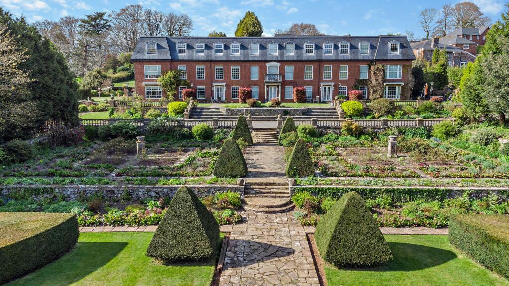 5 bed Mid Terraced House for rent in Bishopsteignton. From Dart & Partners - Teignmouth 5 bed Mid Terraced House for rent in Bishopsteignton. From Dart & Partners - Teignmouth