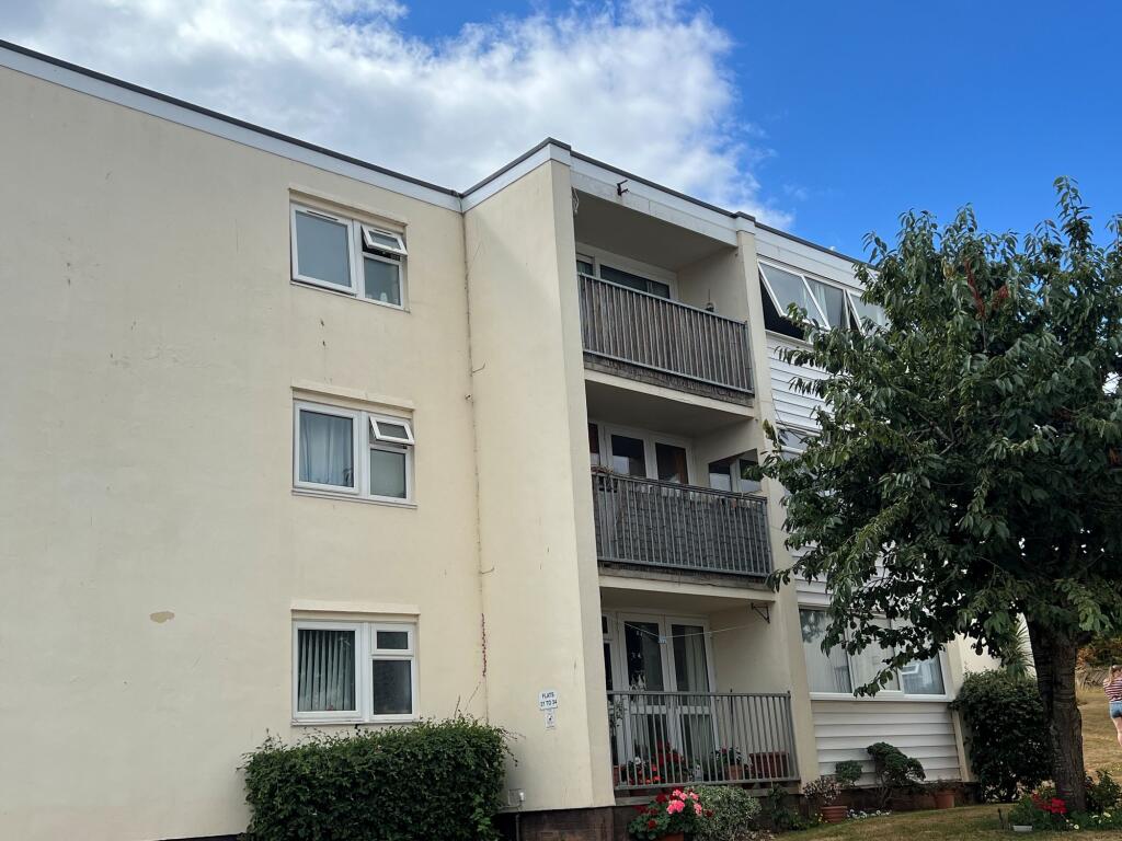 2 bed House (unspecified) for rent in Dawlish Warren. From Dart & Partners - Teignmouth 2 bed House (unspecified) for rent in Dawlish Warren. From Dart & Partners - Teignmouth