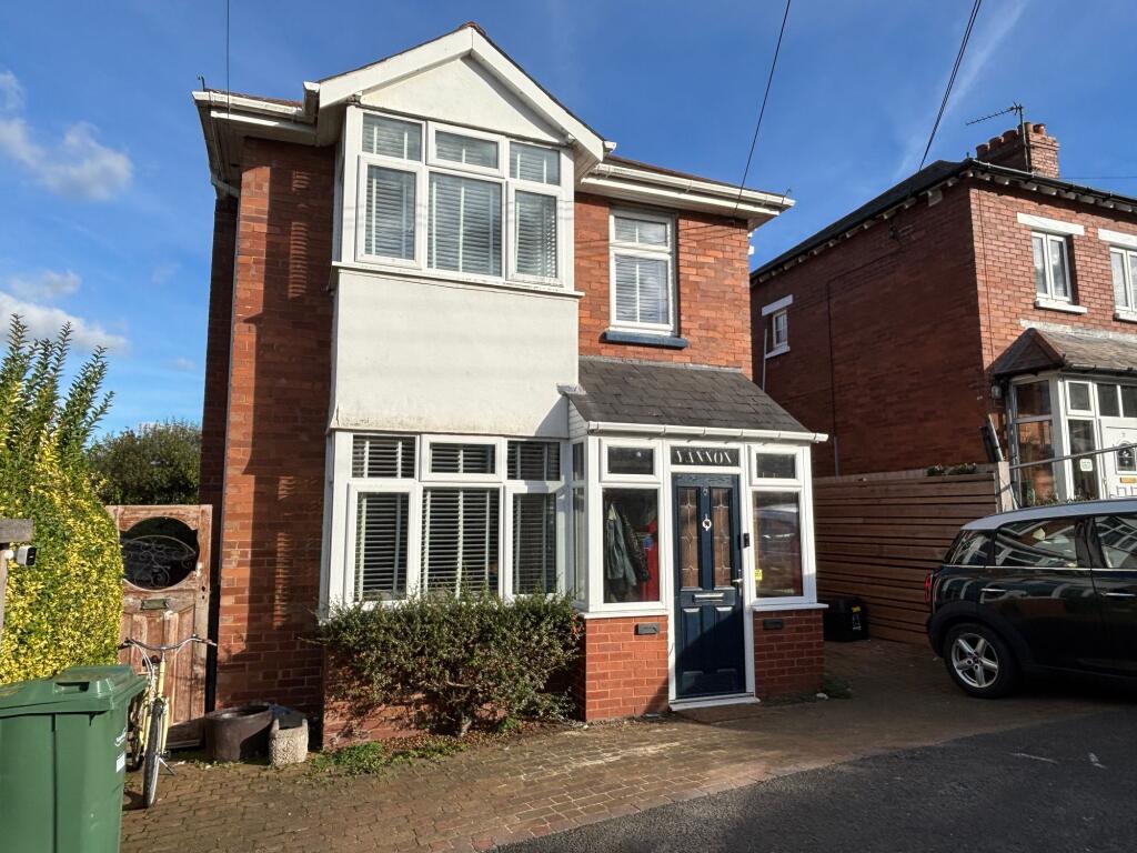 4 bed Detached for rent in Exminster. From Dart & Partners - Teignmouth 4 bed Detached for rent in Exminster. From Dart & Partners - Teignmouth