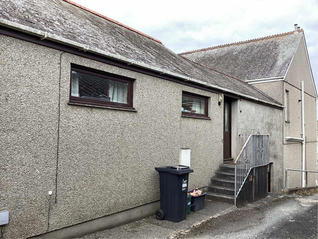 2 bed 1st Floor Flat for rent in Liskeard. From Jefferys - Lostwithiel 2 bed 1st Floor Flat for rent in Liskeard. From Jefferys - Lostwithiel